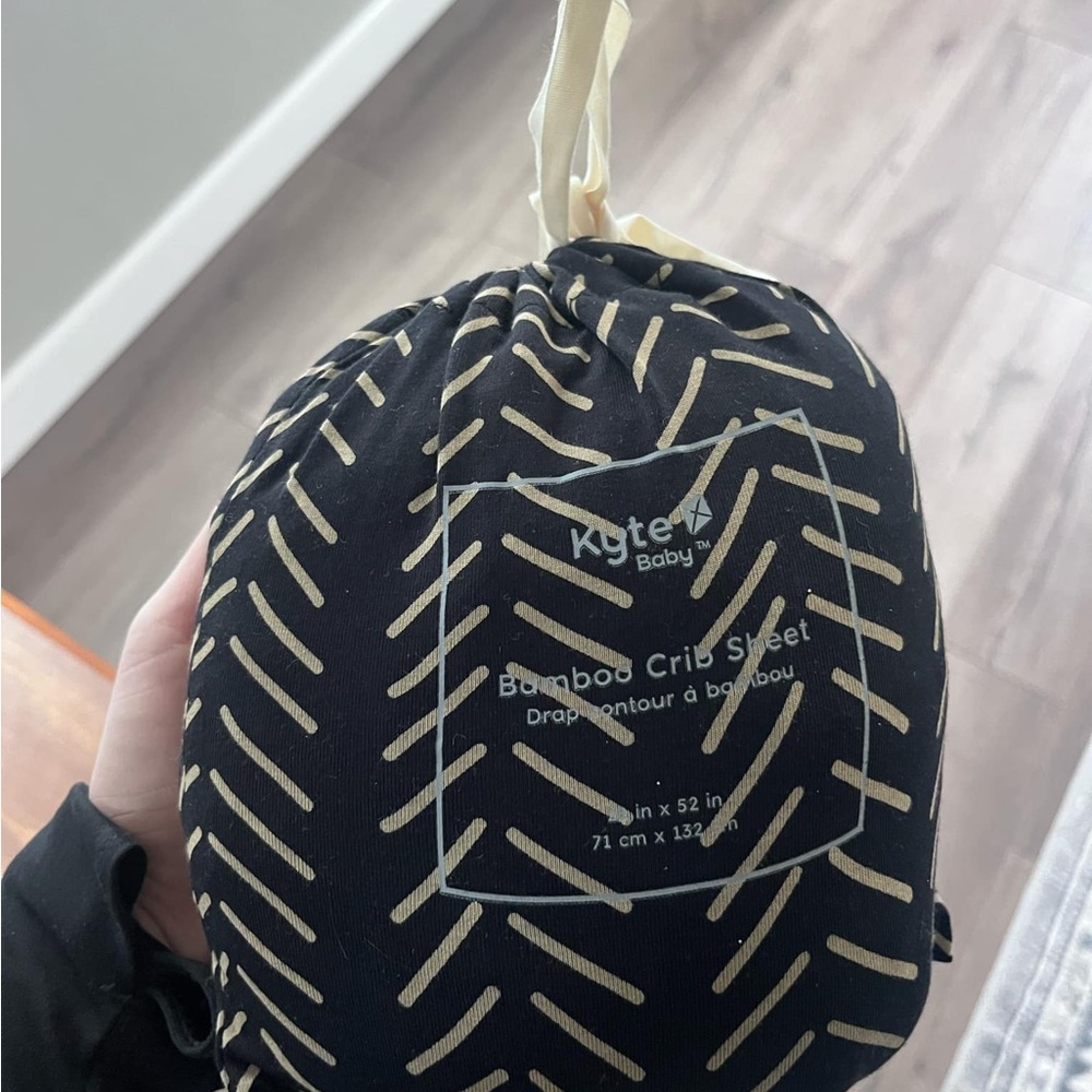 Kyte BABY Black and Beige Bamboo Crib Sheet